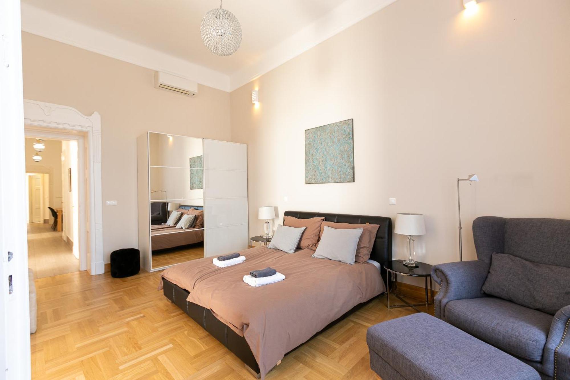 Bakats Ter With Balcony Overlooking Church Square Budapest