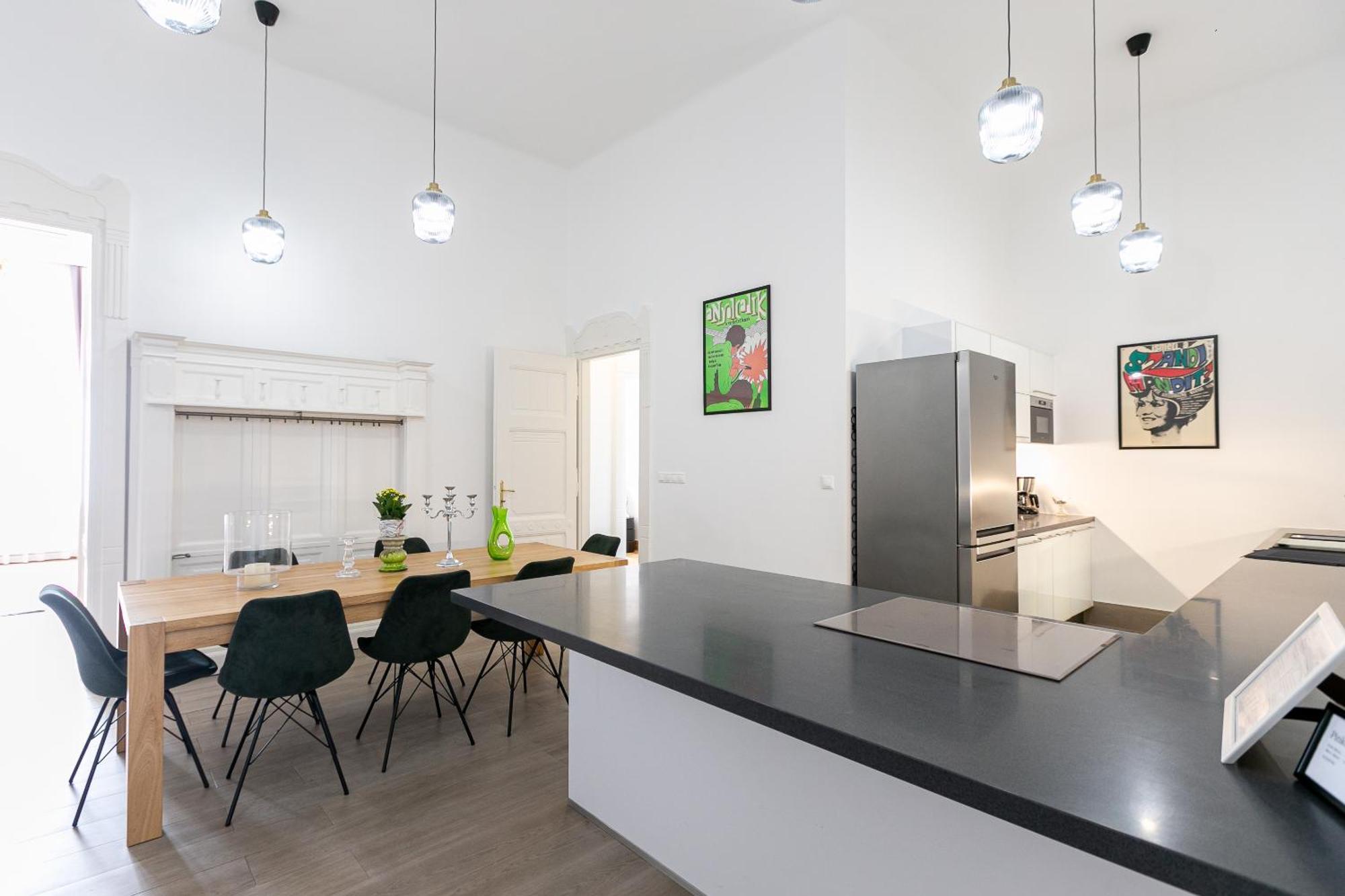 Bakats Ter With Balcony Overlooking Church Square Apartment Budapest